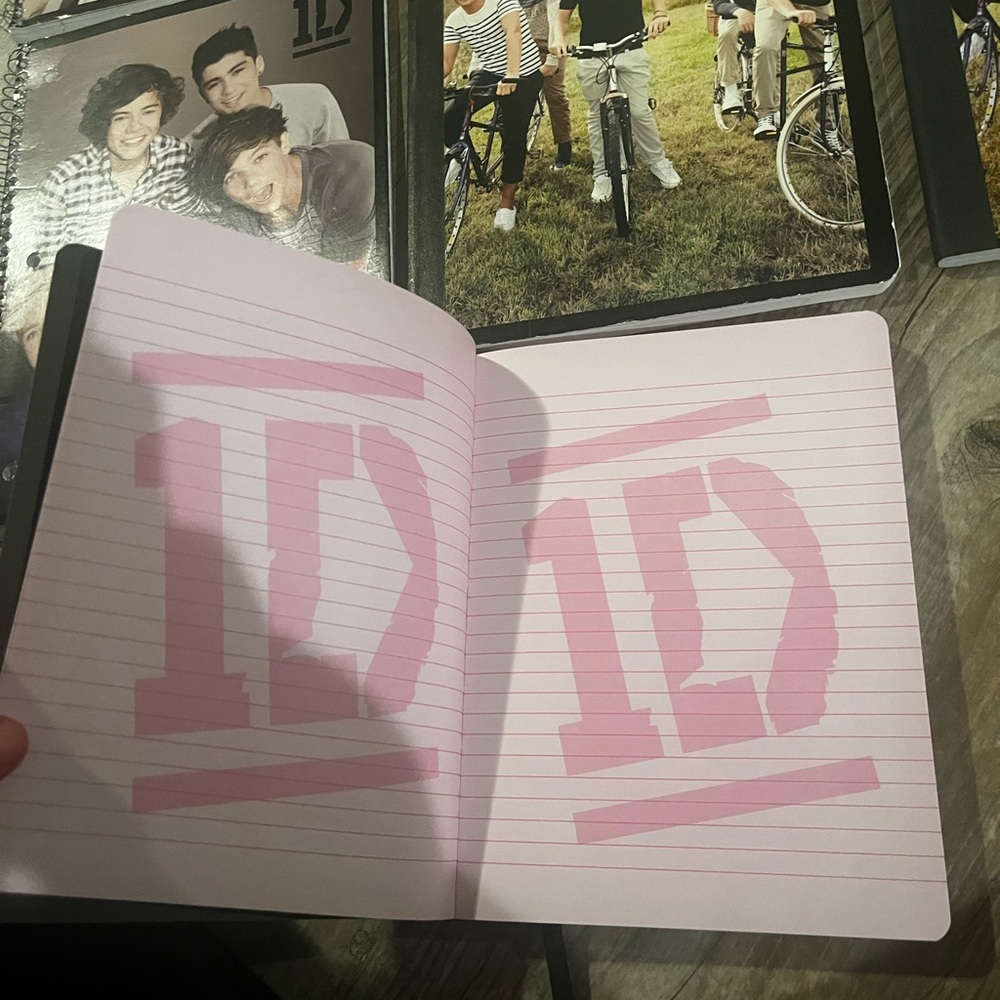1D Notebooks Bundle - Picture 8 of 8